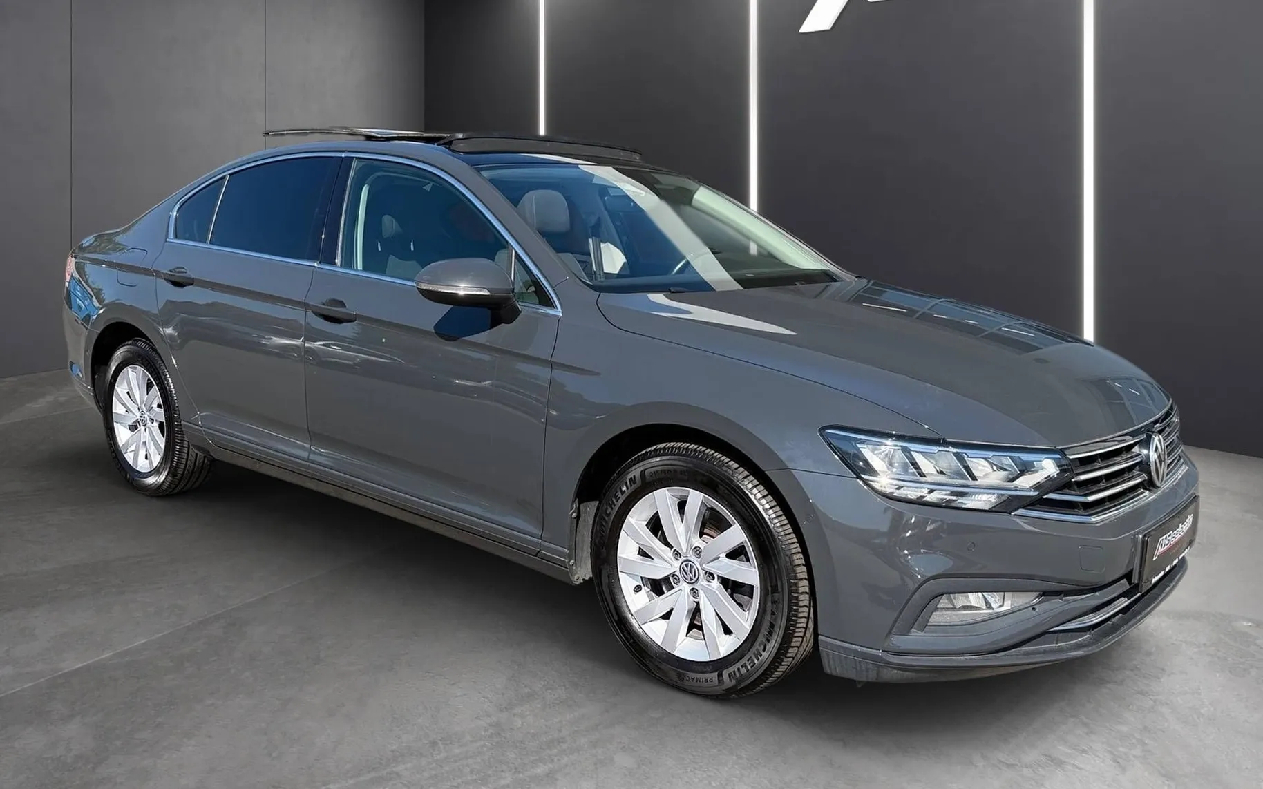 Zunanja slika - Volkswagen Passat - 2.0 TDI BMT SCR Business avt.-Panorama-LED-Kamera - 2