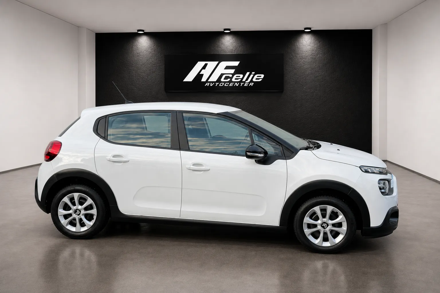 Zunanja slika - Citroën C3 - 1.2-LED-NAVI-57.000km-TEMPOMAT-ODLIČEN- - 4
