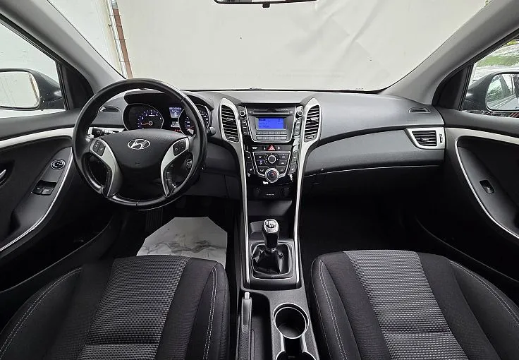 Zunanja slika - Hyundai i30 Wagon - 1.6 GDi Comfort - 9