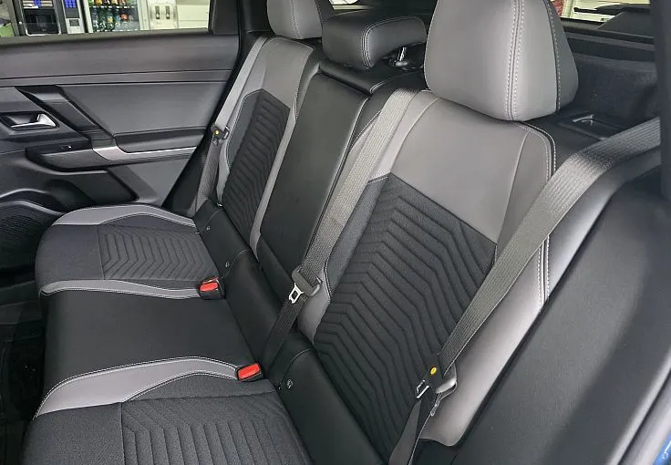 Zunanja slika - Jeep Compass - 1.2 DCT6 e-Hybrid 107kW FIRST EDITION - 8