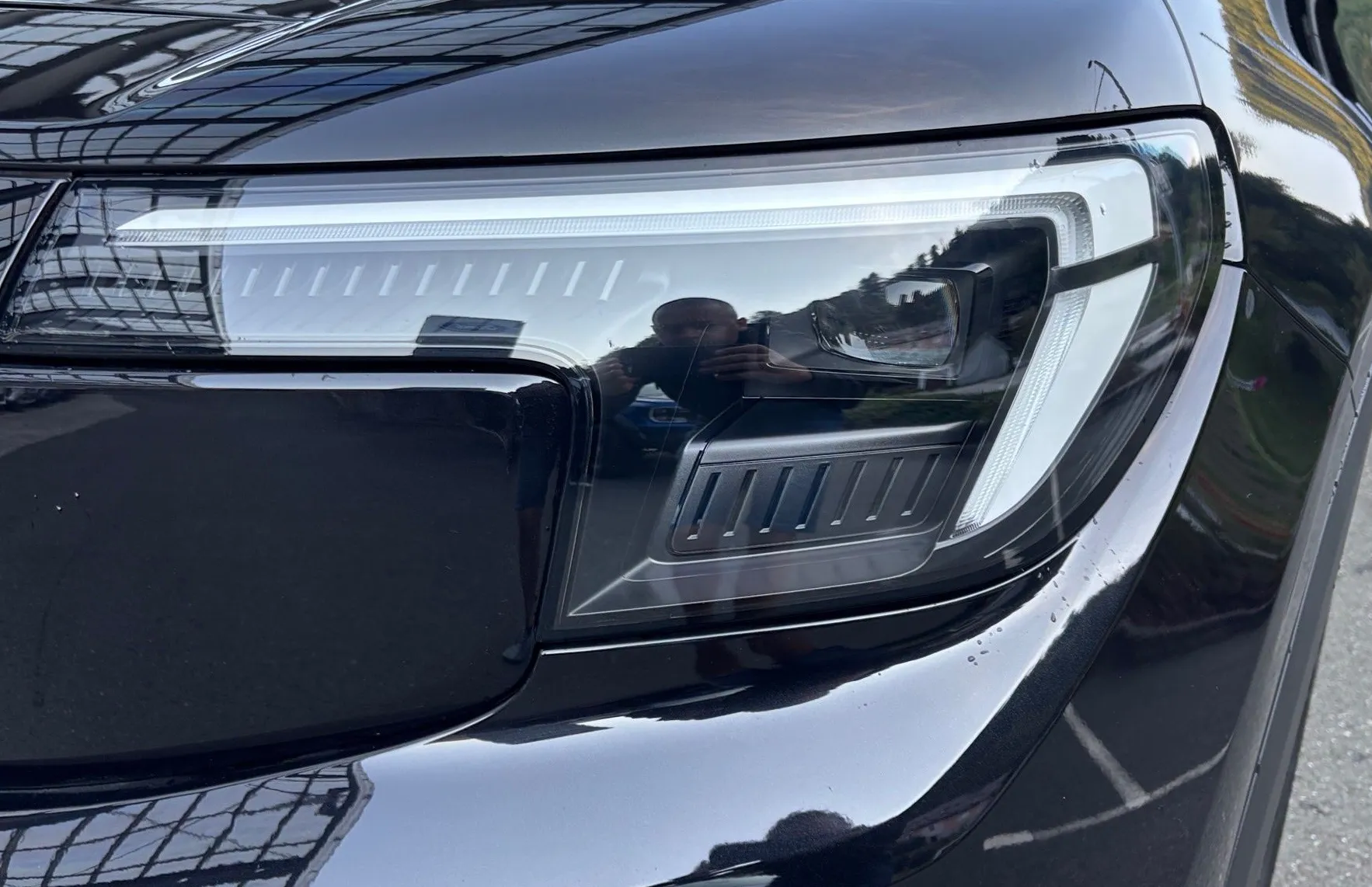 Zunanja slika - Ford Explorer - EV SELECT elektromotor 77 kWh 286PS AUT - 7