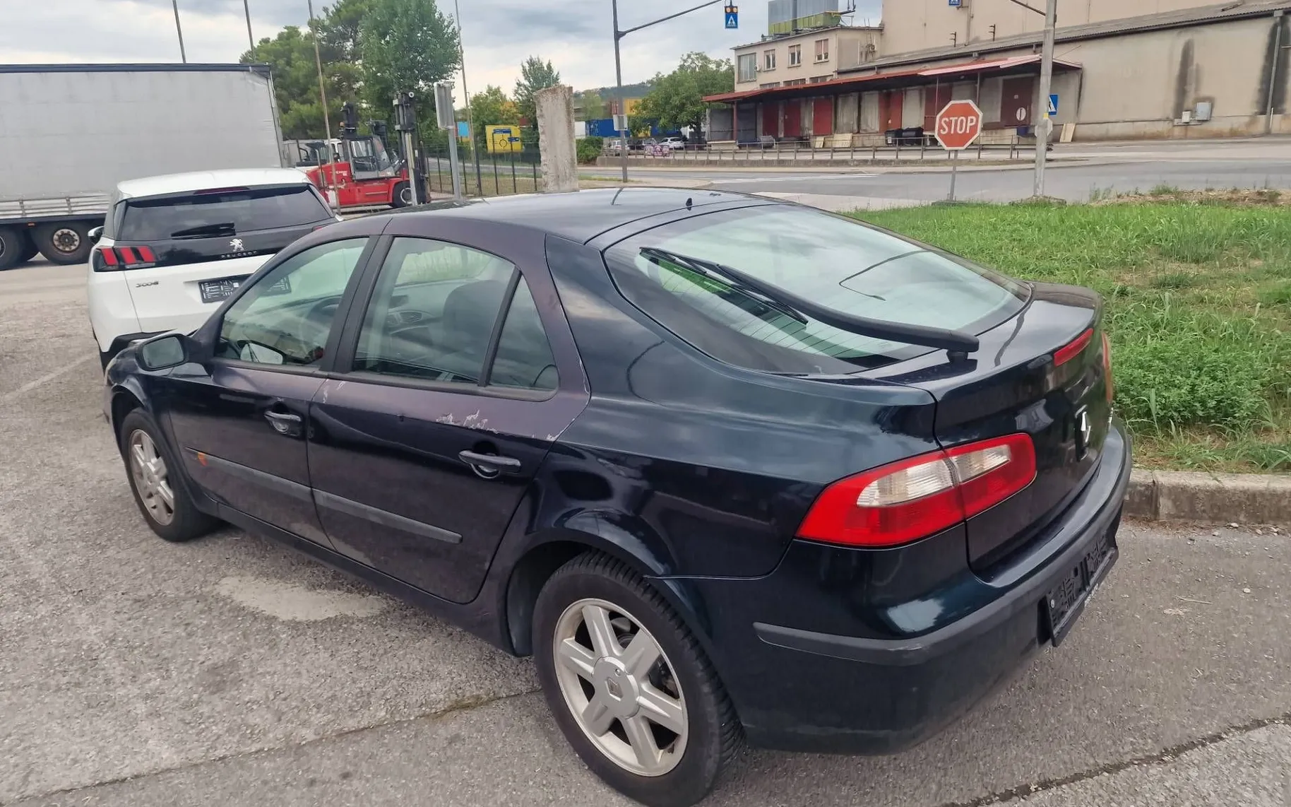 Zunanja slika - Renault Laguna - 1.9 dCi - 4