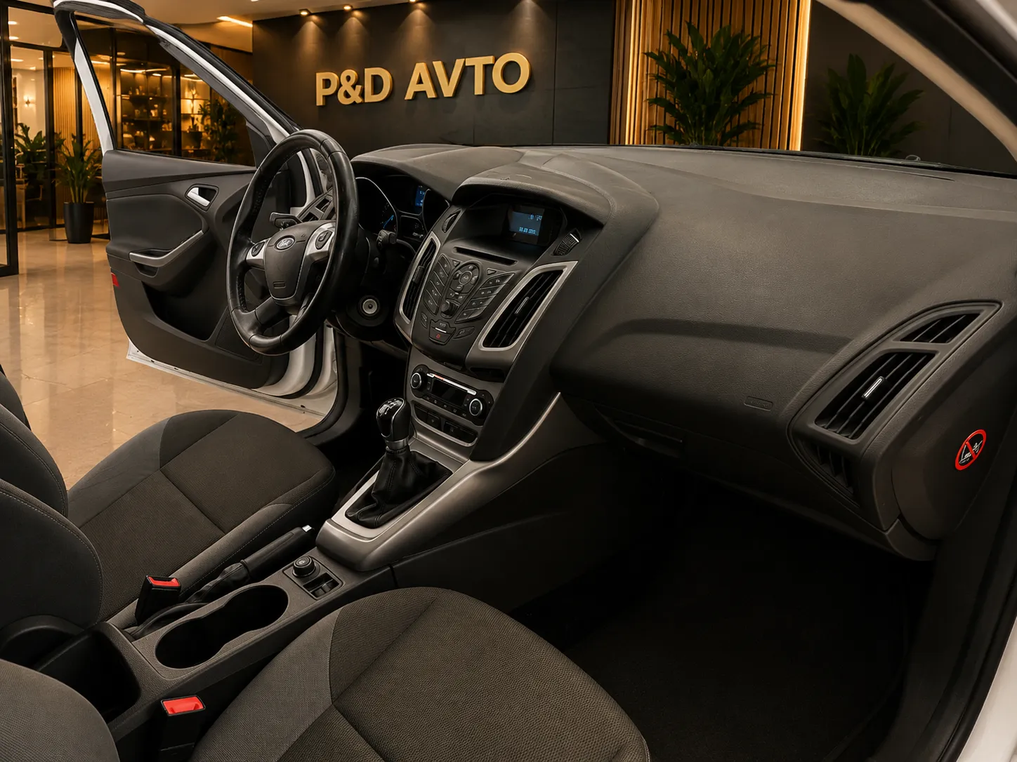Zunanja slika - Ford Focus - 1,0 EcoBoost Trend - 7
