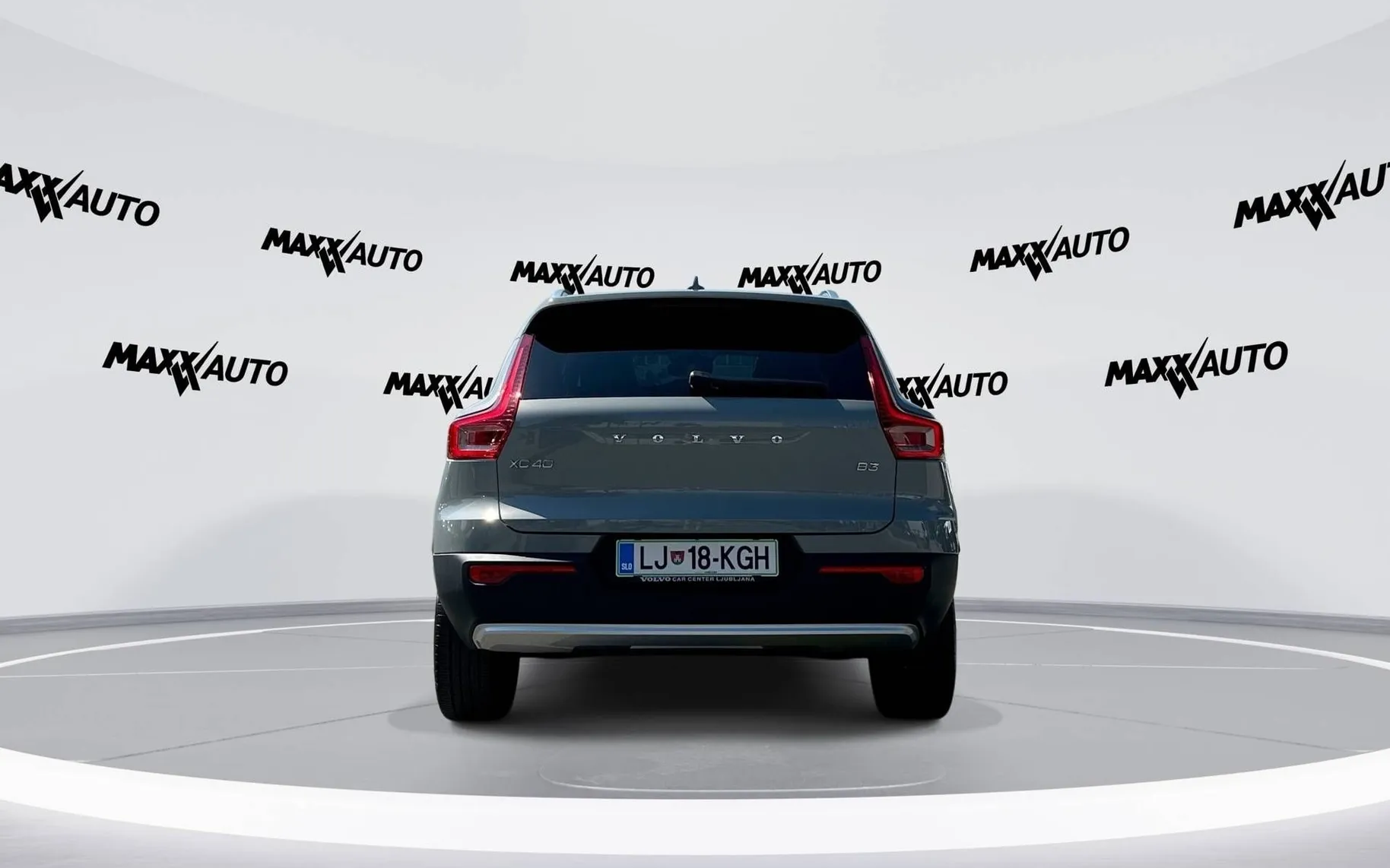 Zunanja slika - Volvo XC40 - B3P Core Avt - 7