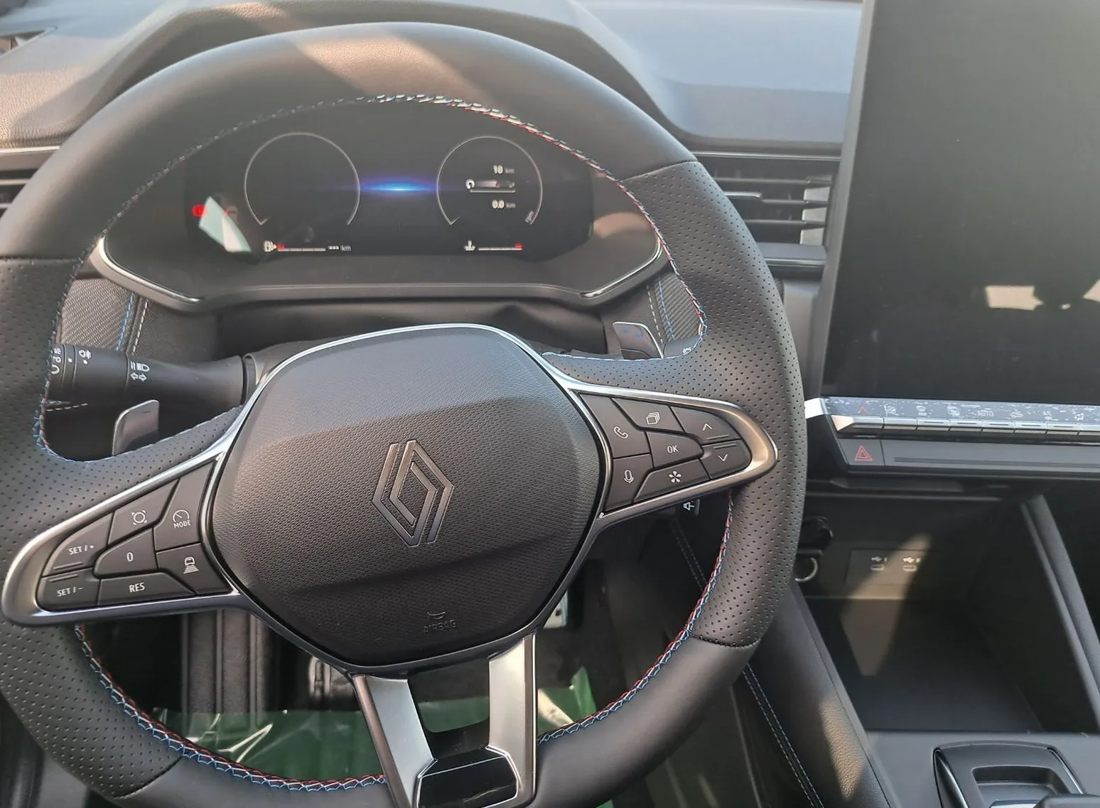 Zunanja slika - Renault Captur - TCe 140 EDC esprit Alpine - 8