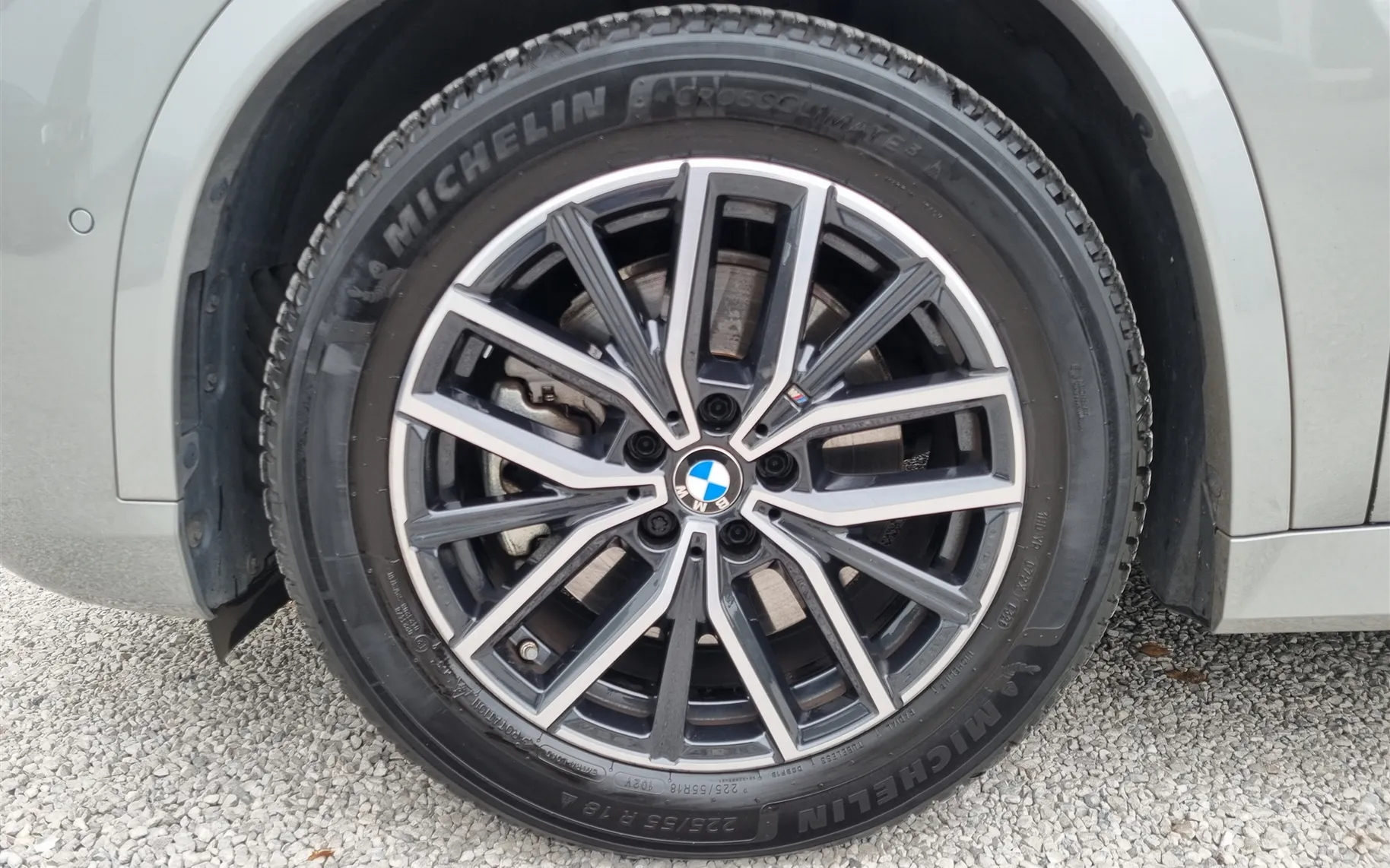 Zunanja slika - BMW X1 - xDrive23i - 4