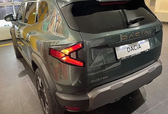 Zunanja slika - Dacia Duster - Extreme 130MHEV + Paket City + 4 leta servisov - 3