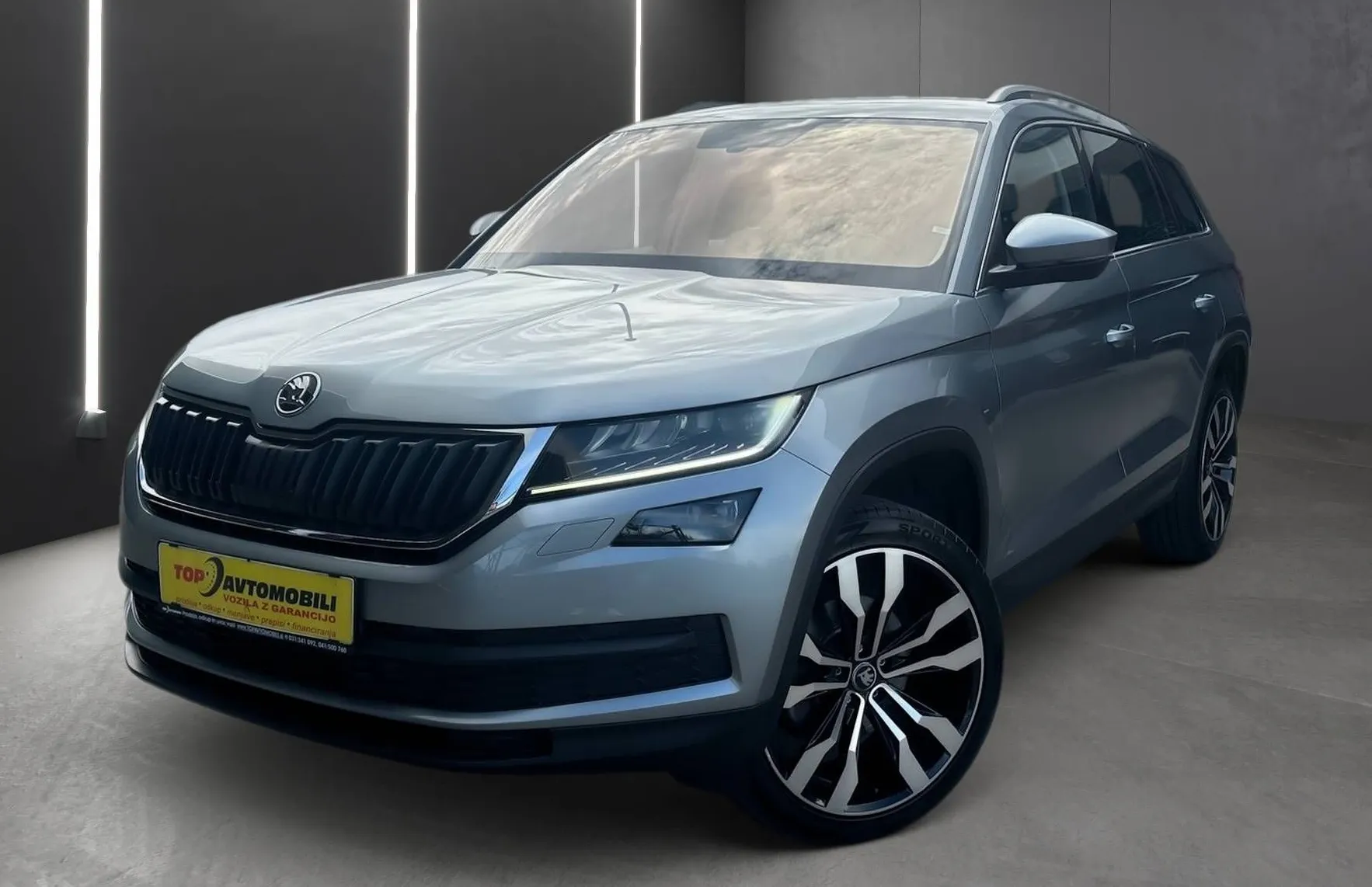 Zunanja slika - Škoda Kodiaq - 2.0 TDI FUL LED ACC NAVI VIRTUAL HI-FI KLJUKA TOP - 1