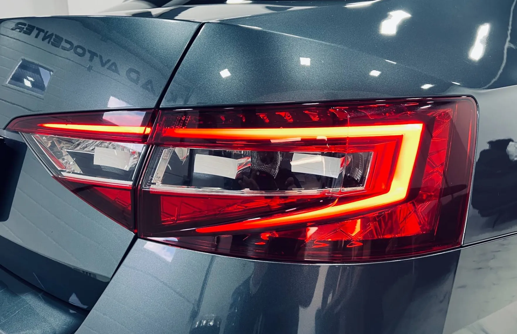 Zunanja slika - Škoda Superb - 2.0 TDI Ambition 110 kW...LIMO... - 18