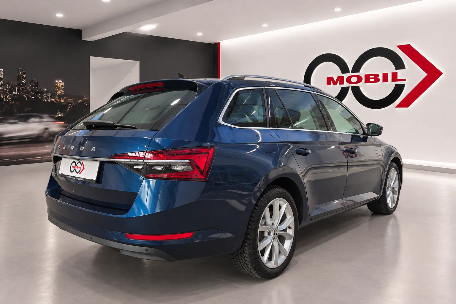 Zunanja slika - Škoda Superb - Combi 2.0 TDI Style DSG-Matrix.360kam.usnje+memory - 5