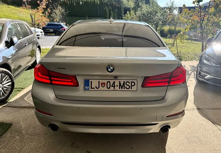Zunanja slika - BMW Serija 5 - : 530d xDrive FULLED SIBEDAH MEMORY 360 RADAR - 5