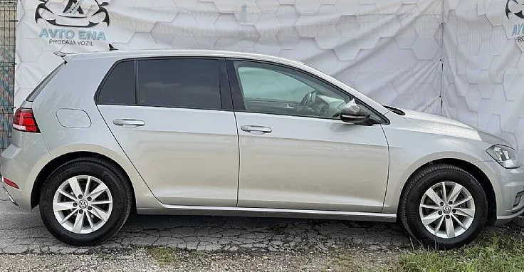 Zunanja slika - VW Golf - 1.0 TSI - LED - VELIK EKRAN - ALU15 - GRETJE SED. - 5