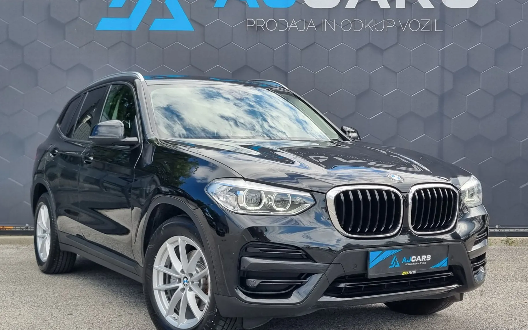 Zunanja slika - BMW X3 - serija : sDrive18d Business LED-Usnje-Kamera-Navi-Keyless.. - 3