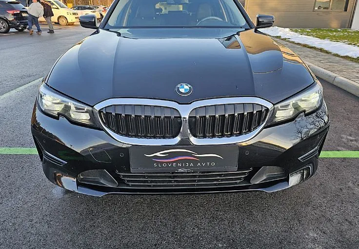 Zunanja slika - BMW Serija 3 - Touring: 2.0 d Sport line|NAVI|USNJE|PDC|ACC|LED|MULTIFU - 2