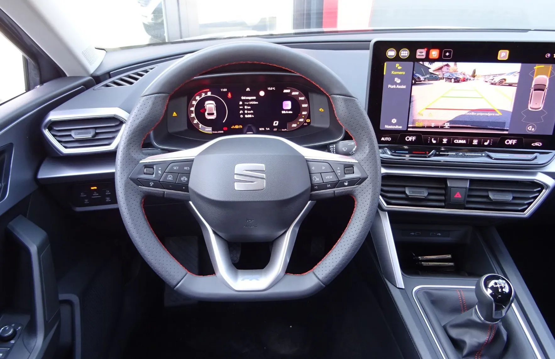 Zunanja slika - Seat Leon - 1.5 TSI 85KW FR - VLEČNA KLJUKA - - 10