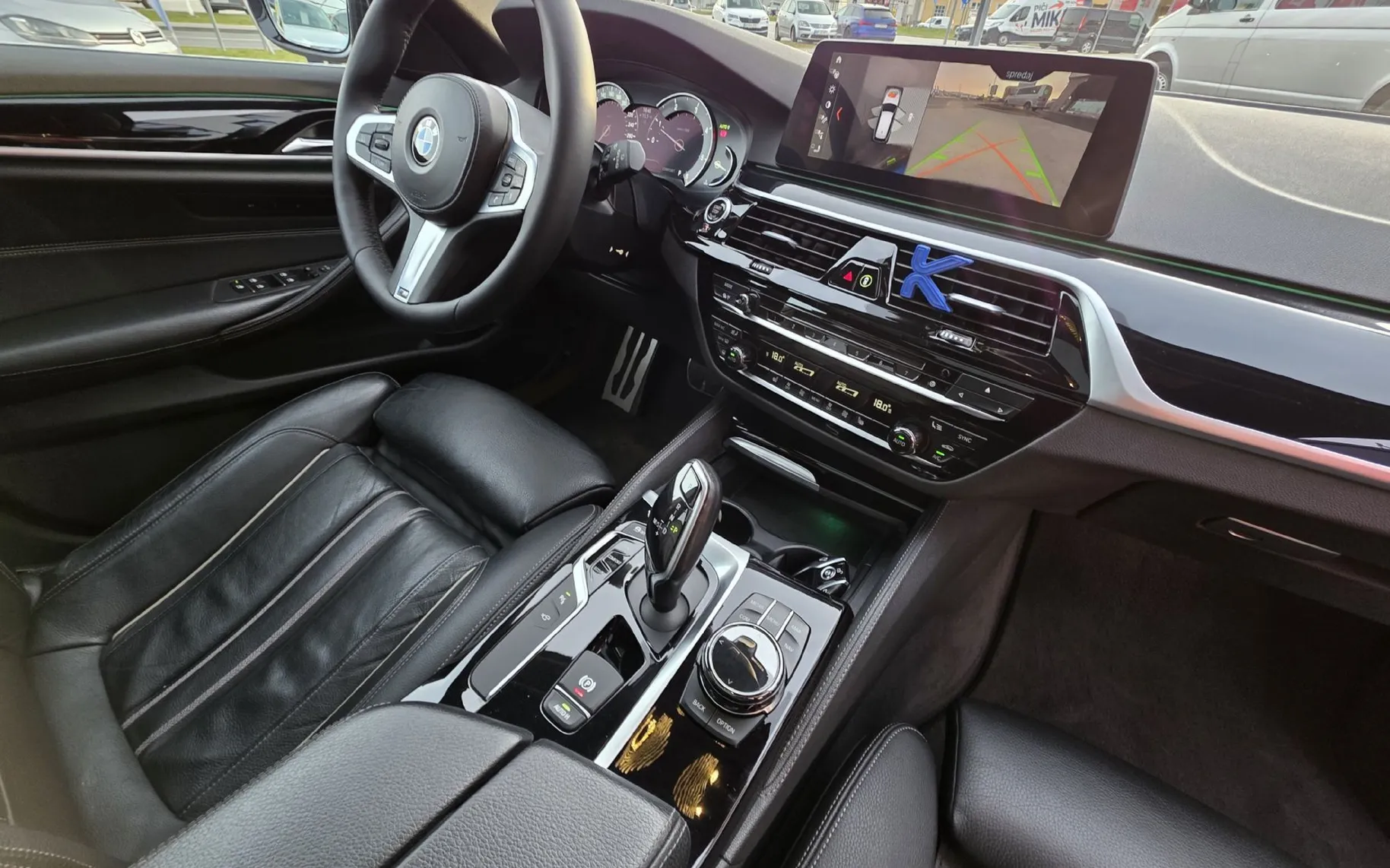 Zunanja slika - BMW Serija 5 - Touring: 520d aut. M PAKET.HUD.360KAMERA.AMBIENTAL - 8