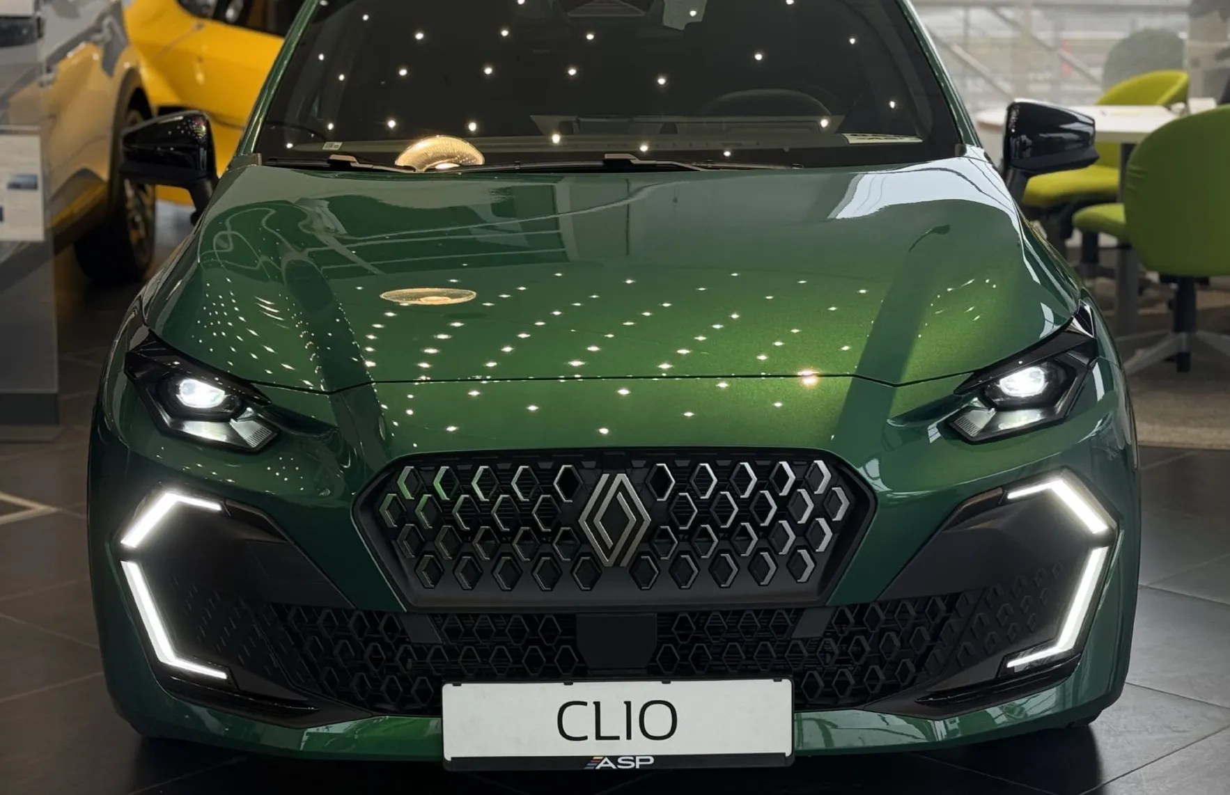 Zunanja slika - Renault Clio - techno TCE 115 - 2