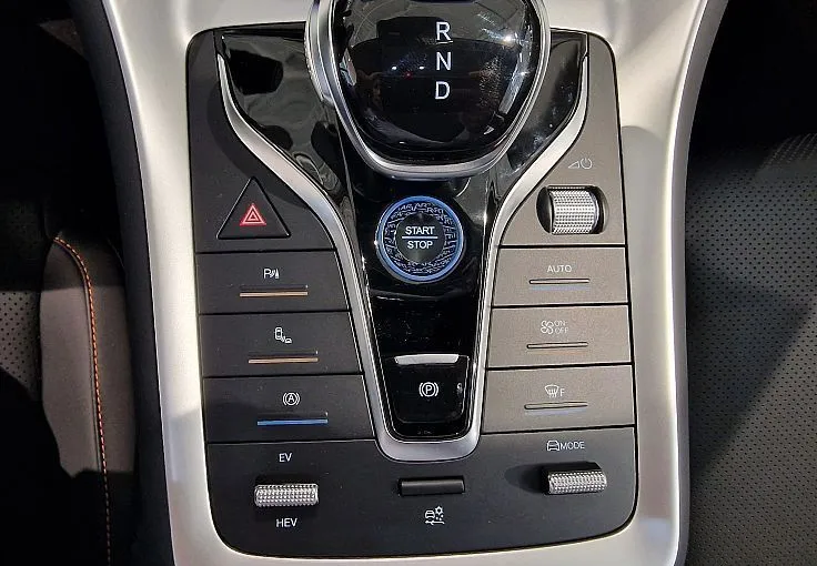 Zunanja slika - BYD Sealion 5 - DM-i DESIGN PHEV - skupni doseg 1016 km - 12