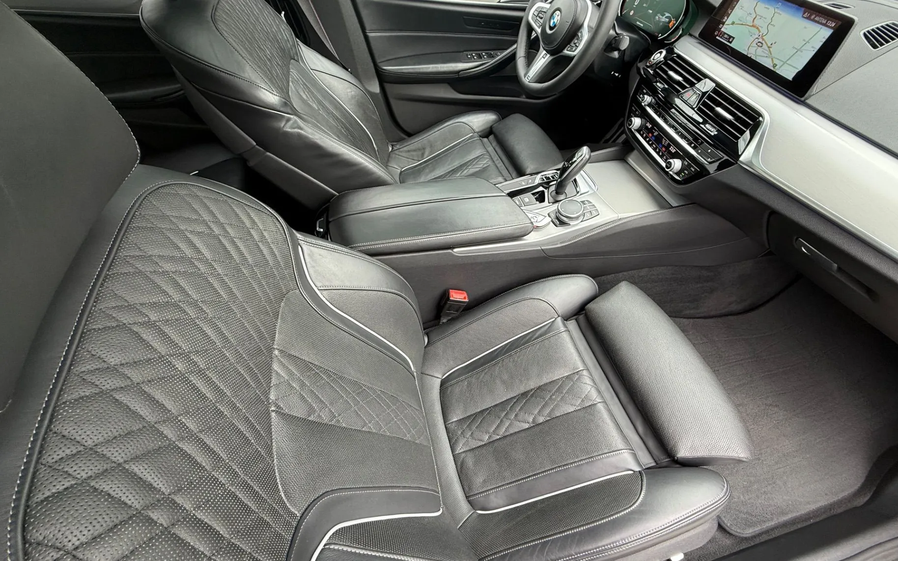 Zunanja slika - BMW Serija 5 - : 540i xDrive Msport-Virtual-Kam360-F1-Pano-Harman.. - 14