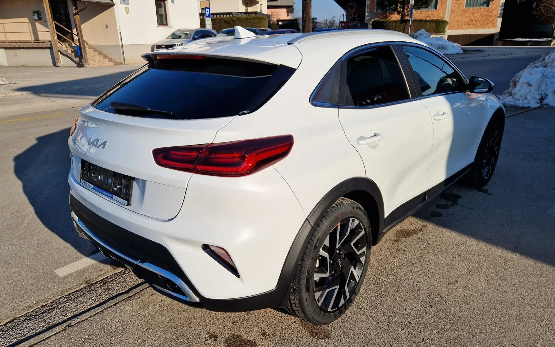 Zunanja slika - KIA XCeed - 1.6 T-GDi EX Way 7DCT - 7