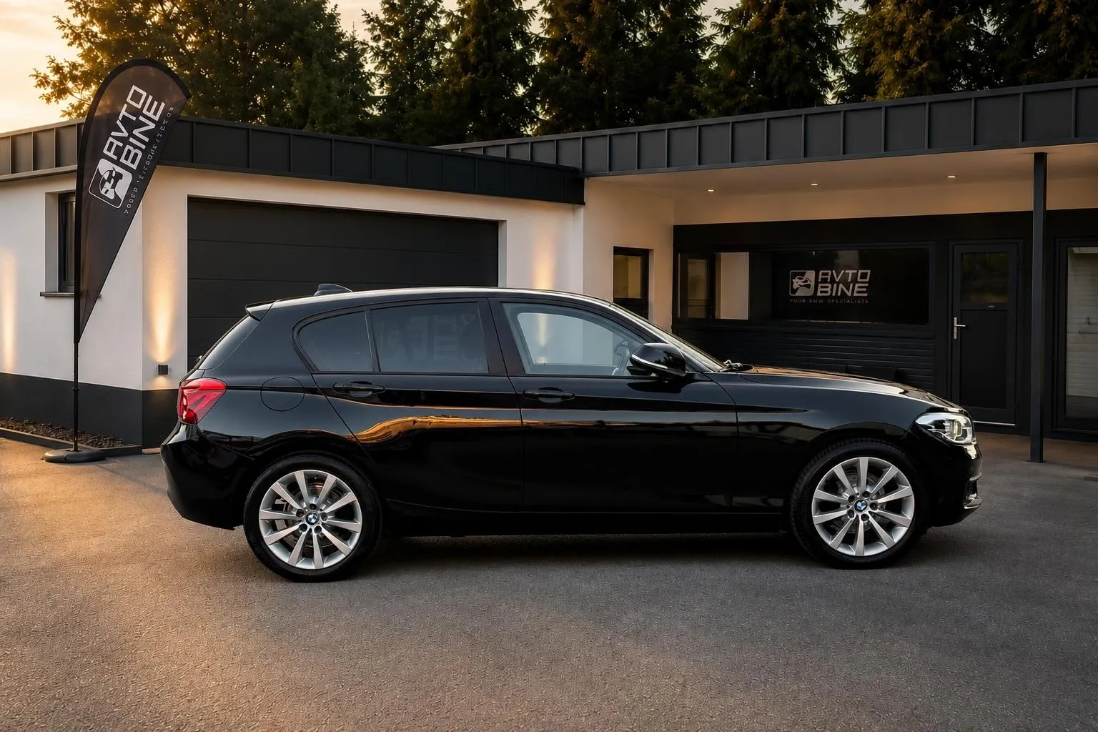Notranja slika - BMW serija 1: - 118d Sport Line-LED-NAVI-KAMERA - 7