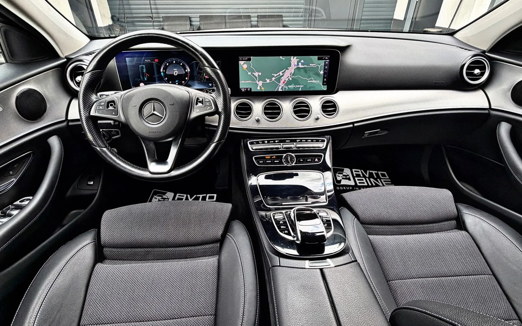Notranja slika - Mercedes-Benz E-Razred - E 220 D•AVANTGARDE•9G•VIRTUAL•HEAD UP•LED•NAVI... - 10