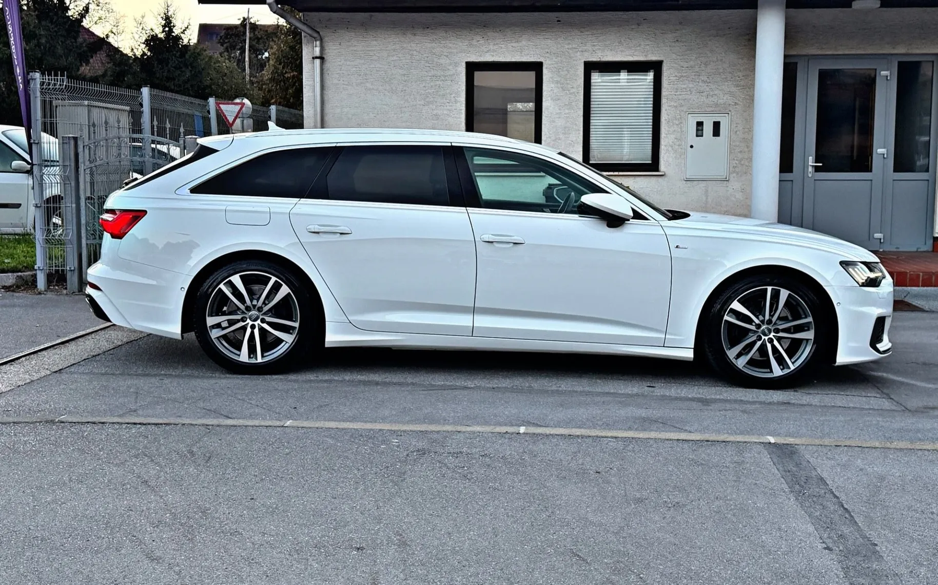 Zunanja slika - Audi A6 Avant - 50 TDI QUATTRO S LINE-ZRAČNO-MATRIX-NAVI-KOT NOV.. - 4