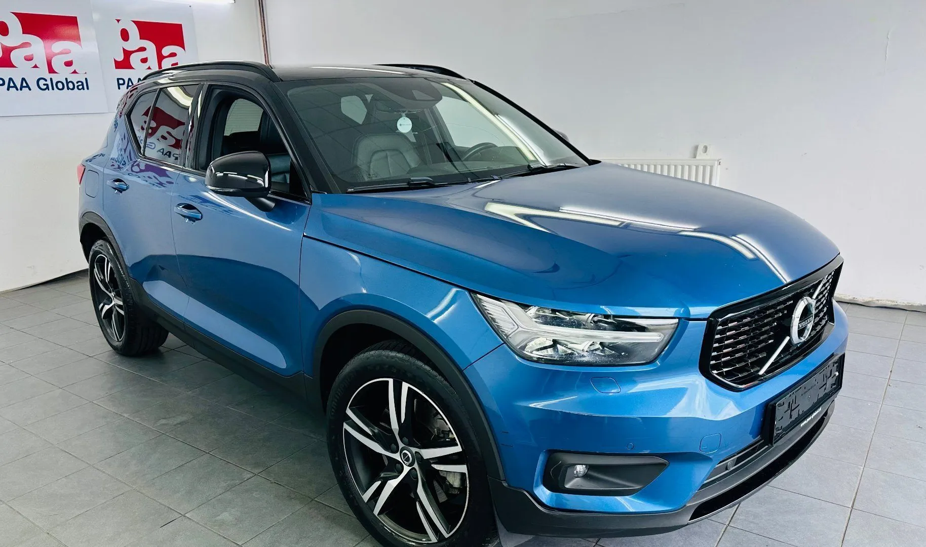 Zunanja slika - Volvo XC40 - T5 Recharge Twin Engine R-Design Avt.KAMERA.LED - 2