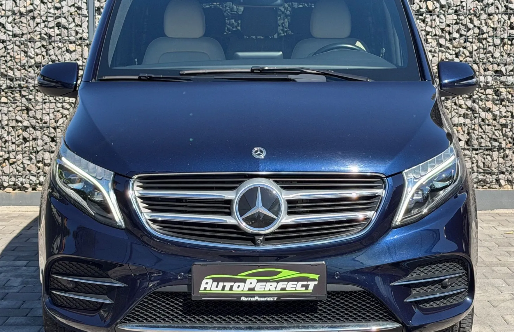 Zunanja slika - Mercedes-Benz V-Razred - V 250d 4MATIC|AMG Line|SLO|360°|KLJUKA|BURM.| - 2