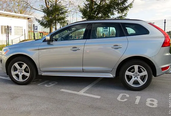 Zunanja slika - Volvo XC60 - FWD DRIVe R-Design - 7