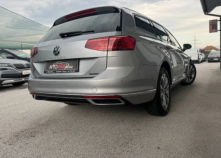 Zunanja slika - Volkswagen Passat - Variant 2.0 TDI BMT SCR 4MO. Highline avt. Led Navi Kame - 6