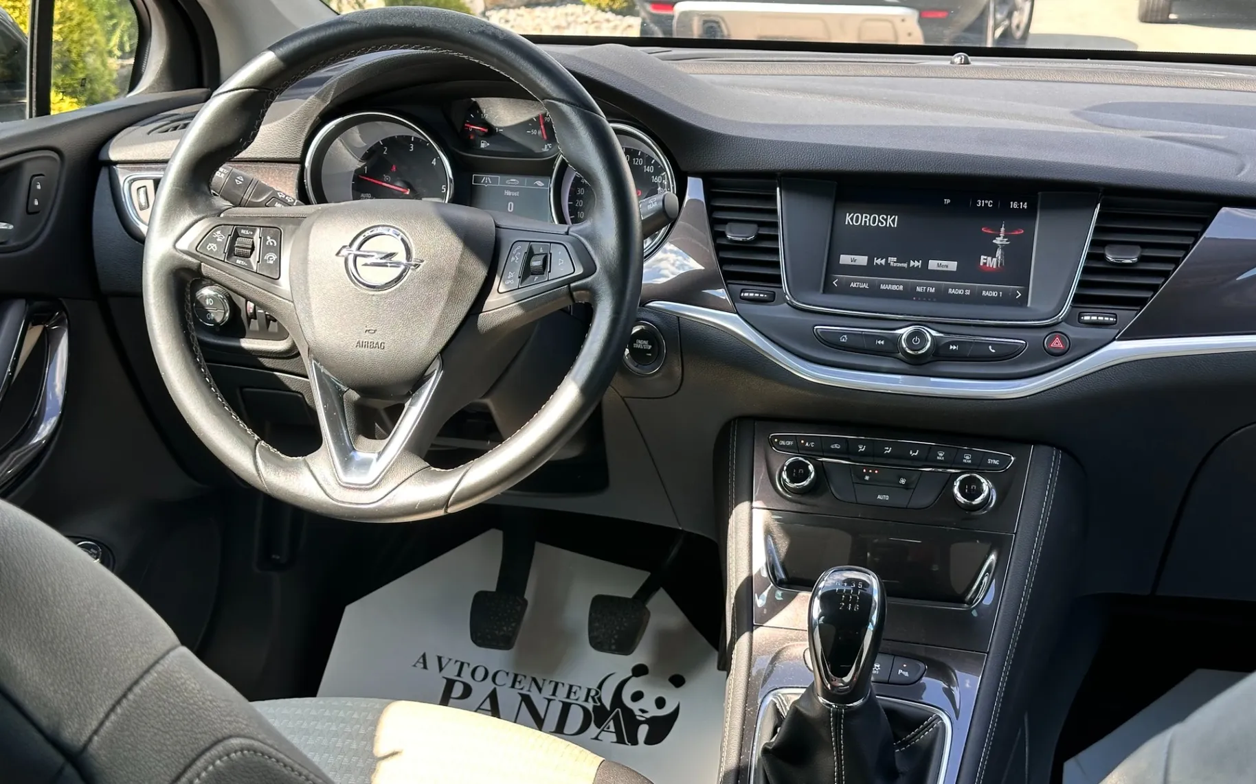 Zunanja slika - Opel Astra - 1.6 CDTI+SLOVENSKI+KEYLESS+NAVI+16 COL+PDC+ODLIČEN - 10