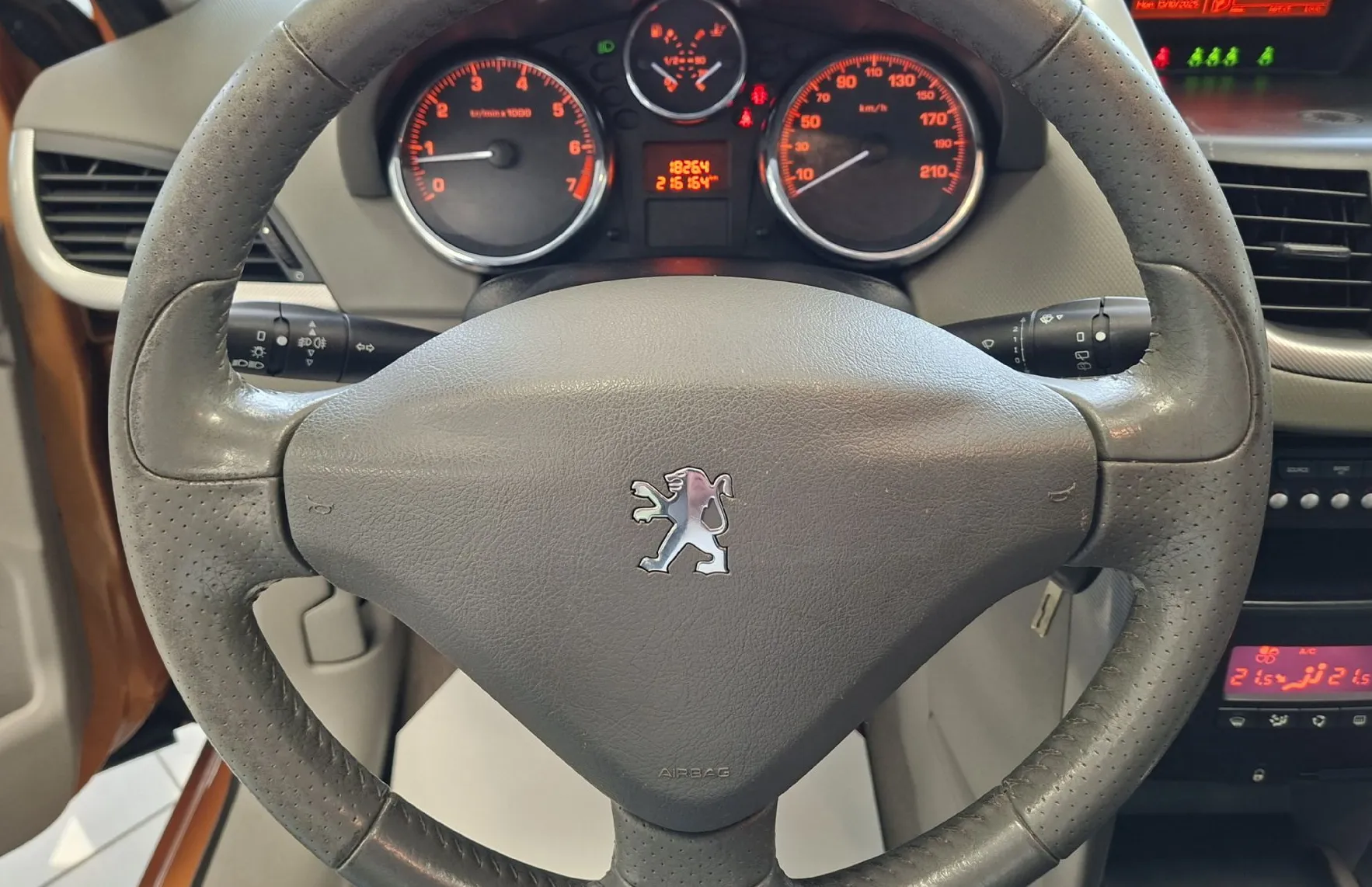 Zunanja slika - Peugeot 207 - PREMIUM 1.4 16V-HITRI KREDIT-ODLIČEN- - 11
