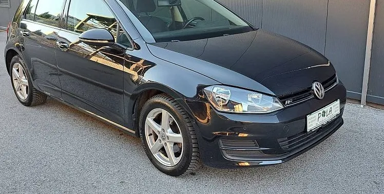 Zunanja slika - Volkswagen Golf - 1.6 TDI BMT R-Line Edition 81  110 - 3