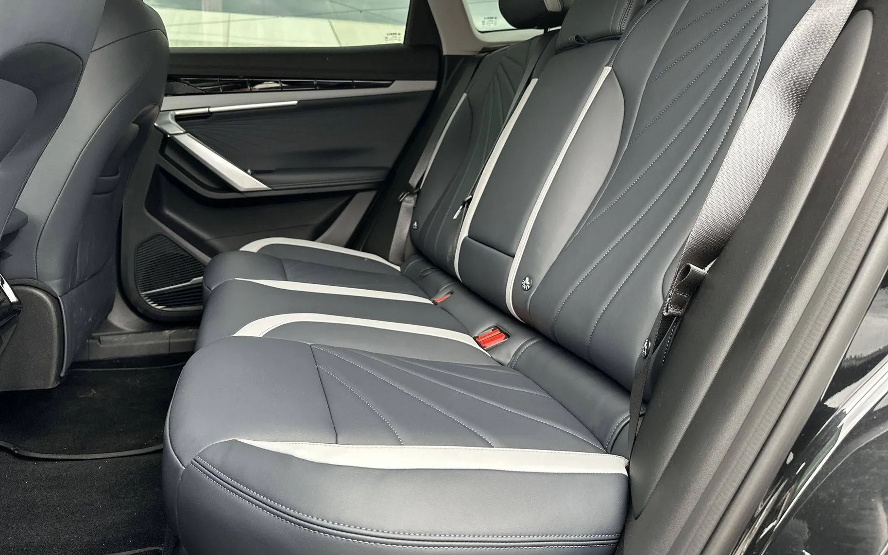 Notranja slika - Geely StarRay - 1.5 TD 7DCT GK - 11