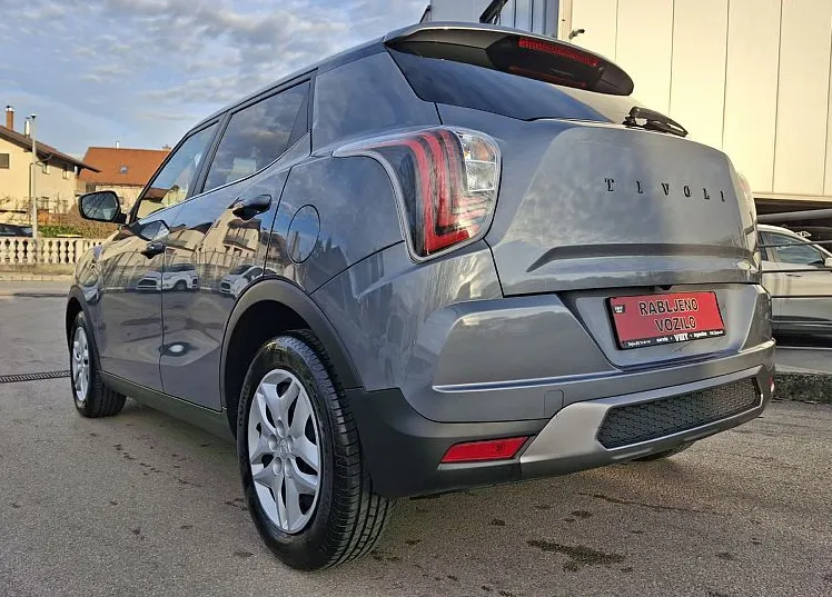 Zunanja slika - KG Mobility Tivoli - 1.5 T-GDI Special 1. LASTNIK SLOVENSKO POREKLO - 6