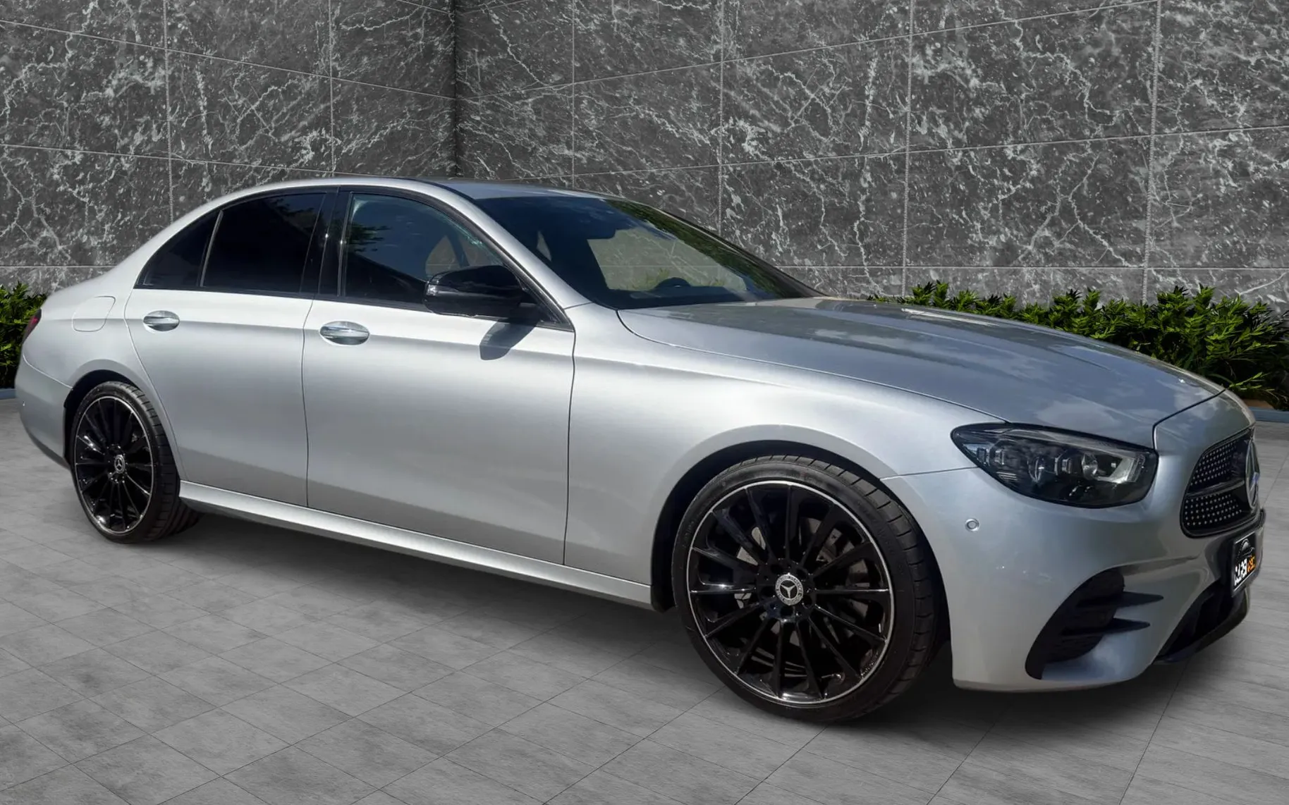Zunanja slika - Mercedes-Benz E-Razred - E220d AMG WIDE MULTIBEAM WEBASTO PRIKLOP ALU20 - 13