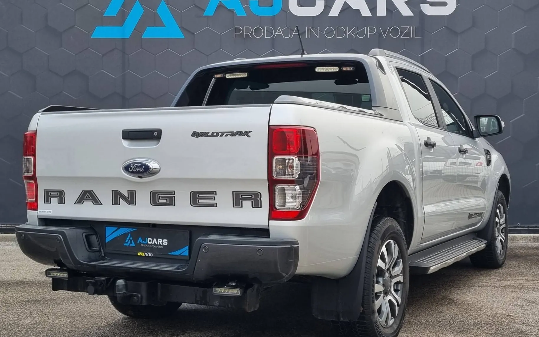 Zunanja slika - Ford Ranger - 2.0-TDCi-Wildtrack-Slo-Avt.-Kamera+Kljuka... - 7