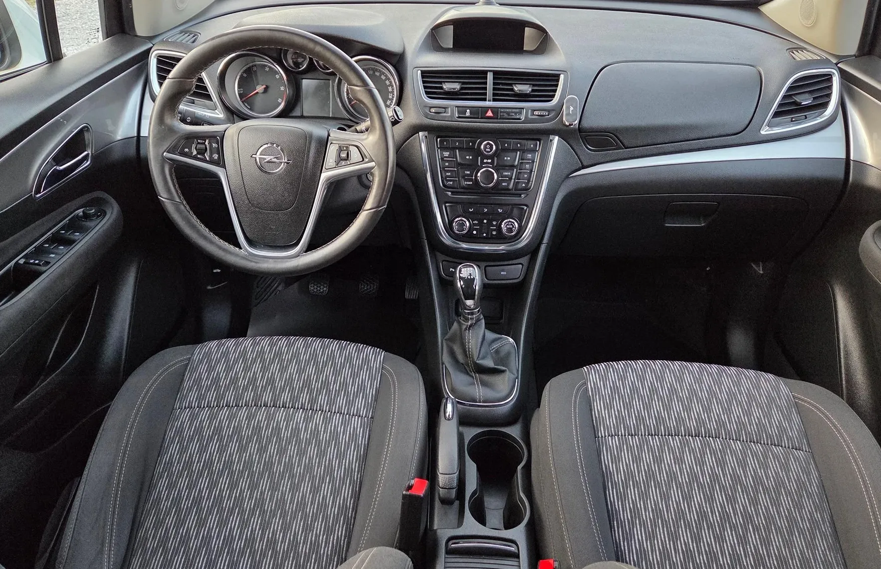 Zunanja slika - Opel Mokka - 1.7DTI-4X4-SLO-AVT.KLIMA-LED-PDC-ALU-SERVISIRANA.. - 10