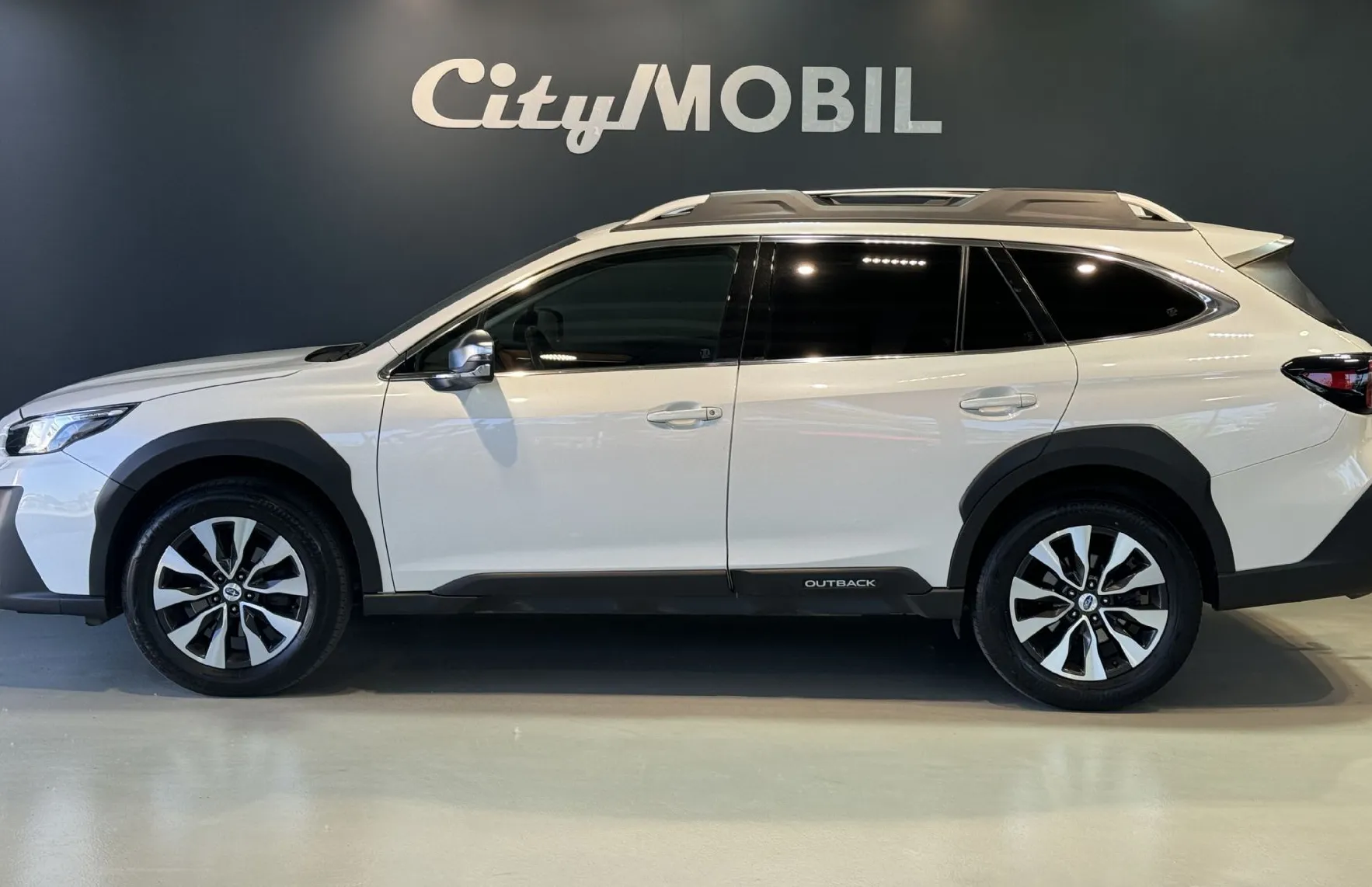 Zunanja slika - Subaru Outback - 1.LASTNIK-SLO-PREMIUM PAK-RADAR-MEMORY-KEYLESS GO - 6