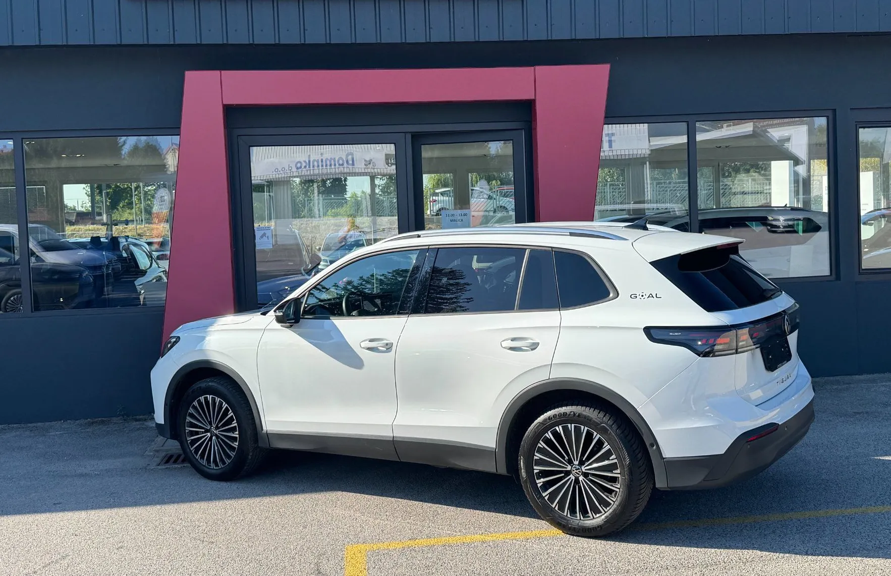 Zunanja slika - Volkswagen Tiguan - 2.0 TDI BMT Life DSG - 6