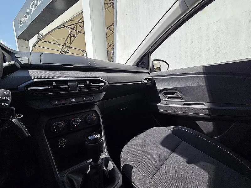 Zunanja slika - Dacia Sandero - Essential 1.0 TCe 100 + Paket klima - 10