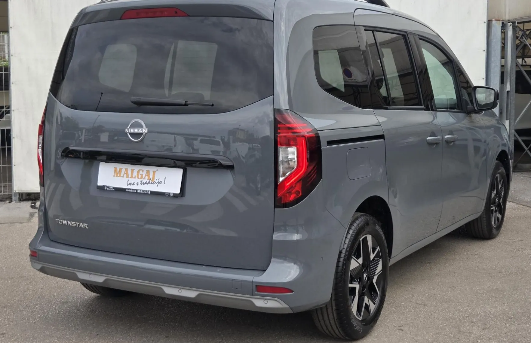 Zunanja slika - Nissan Townstar - Combi L1 1.3 DIG Tekna - 5