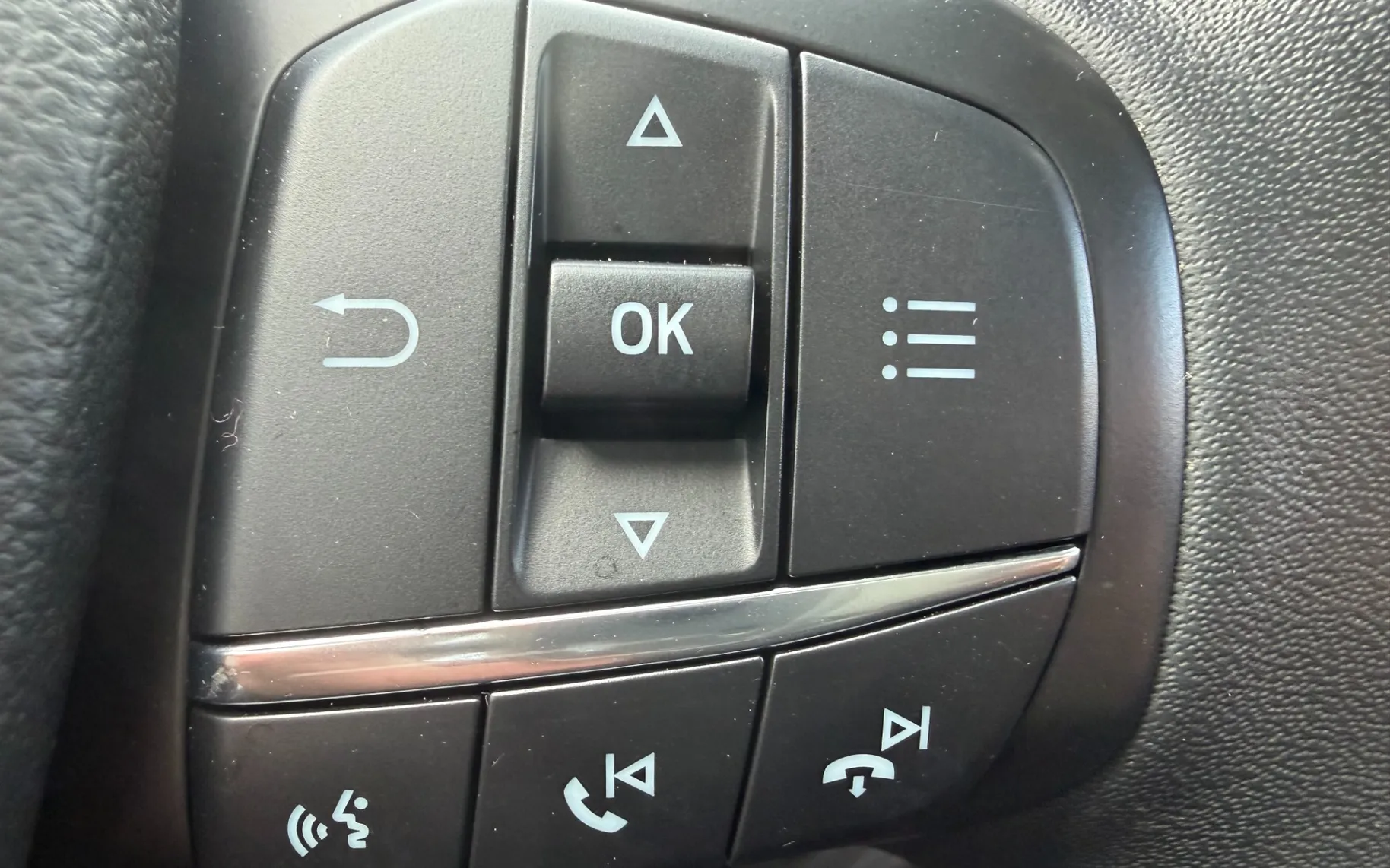 Zunanja slika - Ford Focus - 2.0 EcoBlue Active - 16
