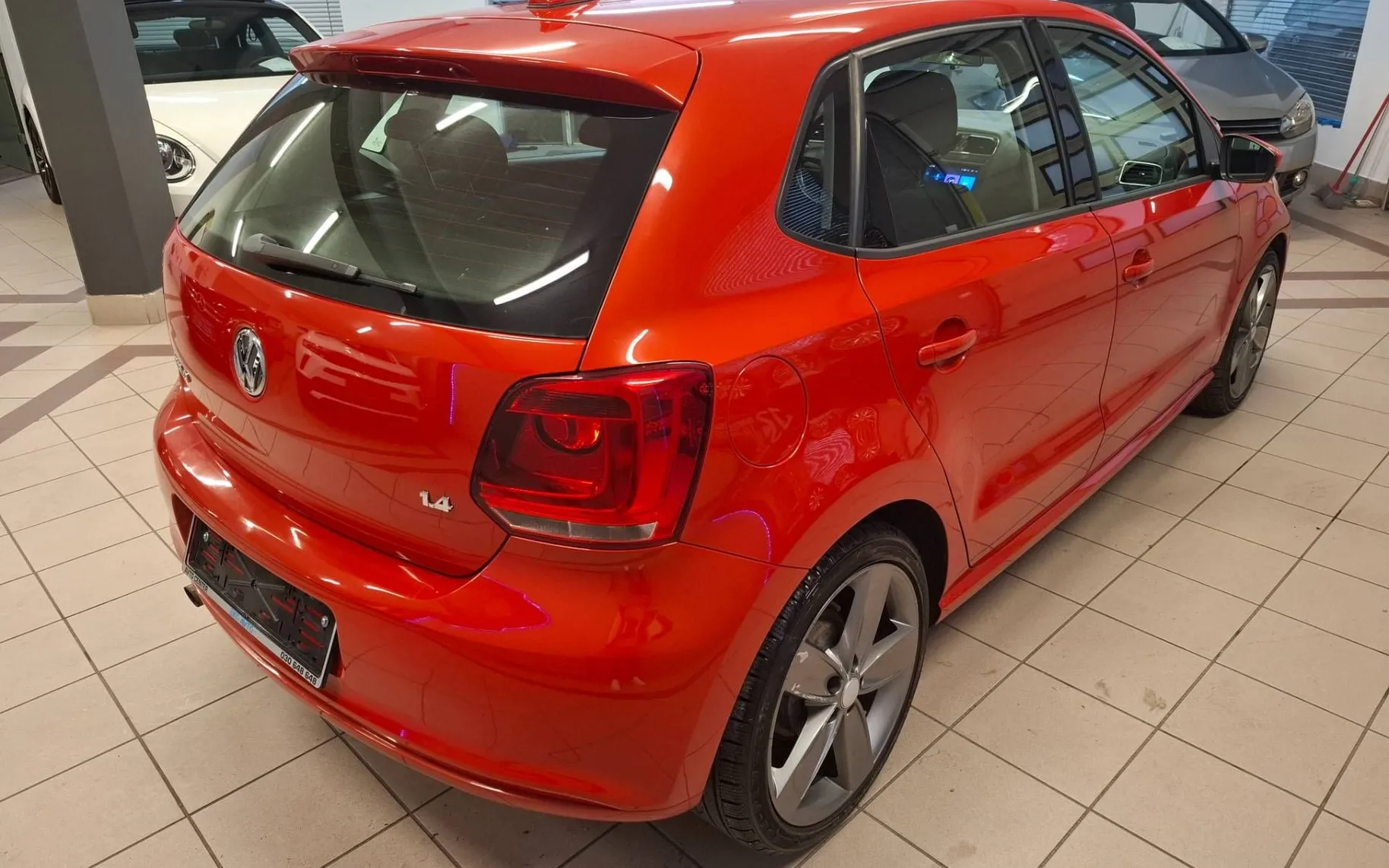 Zunanja slika - Volkswagen Polo - 1.4 Comfortline KREDIT BREZ GA-KLIMA-ALU-NAVI - 3