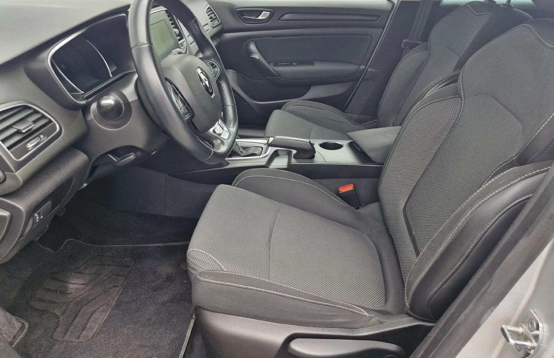 Zunanja slika - Renault Mégane - Megane 1.5 BluedCi INTENS EDC - 6