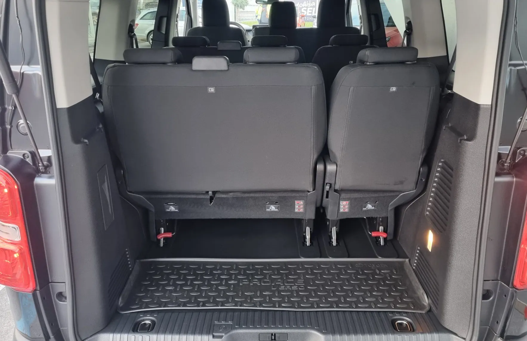 Zunanja slika - Toyota Proace - Verso 2.0d L1 - Avtomatik - 9 SEDEŽEV - SAMO 8.452km - 14