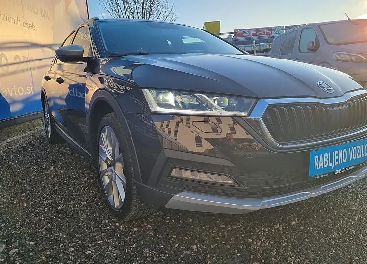 Zunanja slika - Škoda Octavia - 2.0 TDI Scout 4x4 DSG.MATRIX.HUD.MEMORY.VSE ASIST - 2