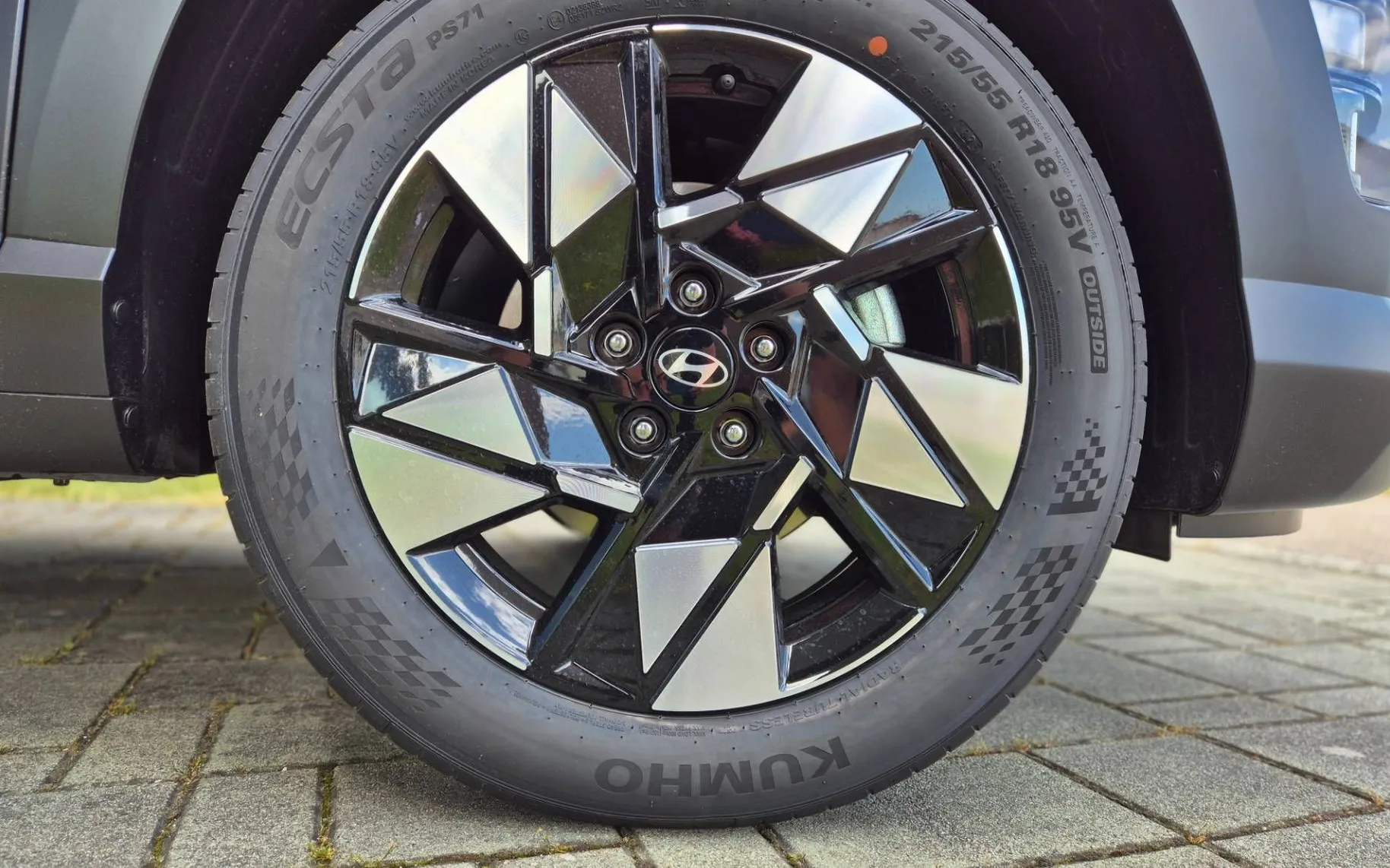 Zunanja slika - Hyundai Kona - 1.6 T-GDI PREMIUM WINTER ... - 15