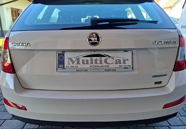 Zunanja slika - Škoda Octavia - Combi 1.6 TDI GreenLine - 8